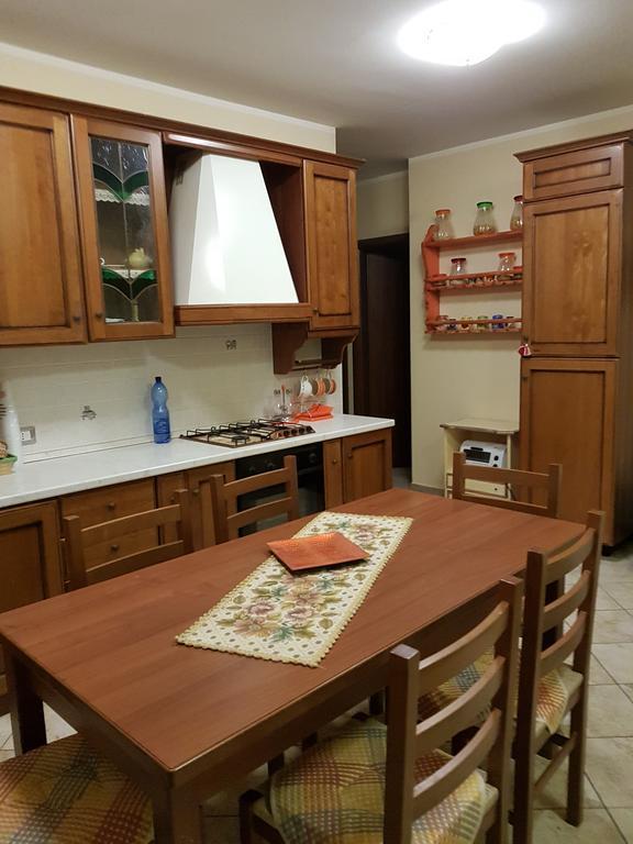 Rifugio Dell'Airone Apartment Capodimonte Exterior photo